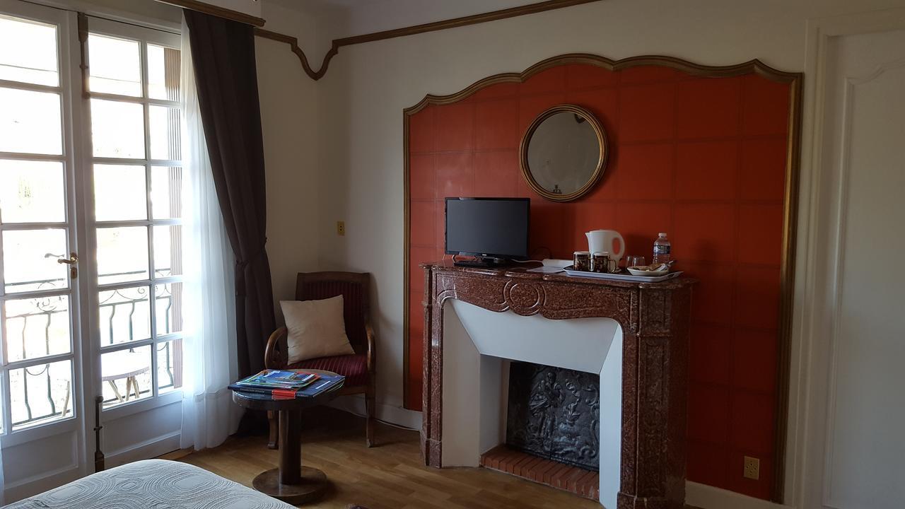 Chambres D'Hotes La Fontaine Espalion Eksteriør billede